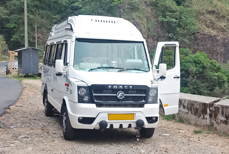 Tempo Traveller 17 Seater